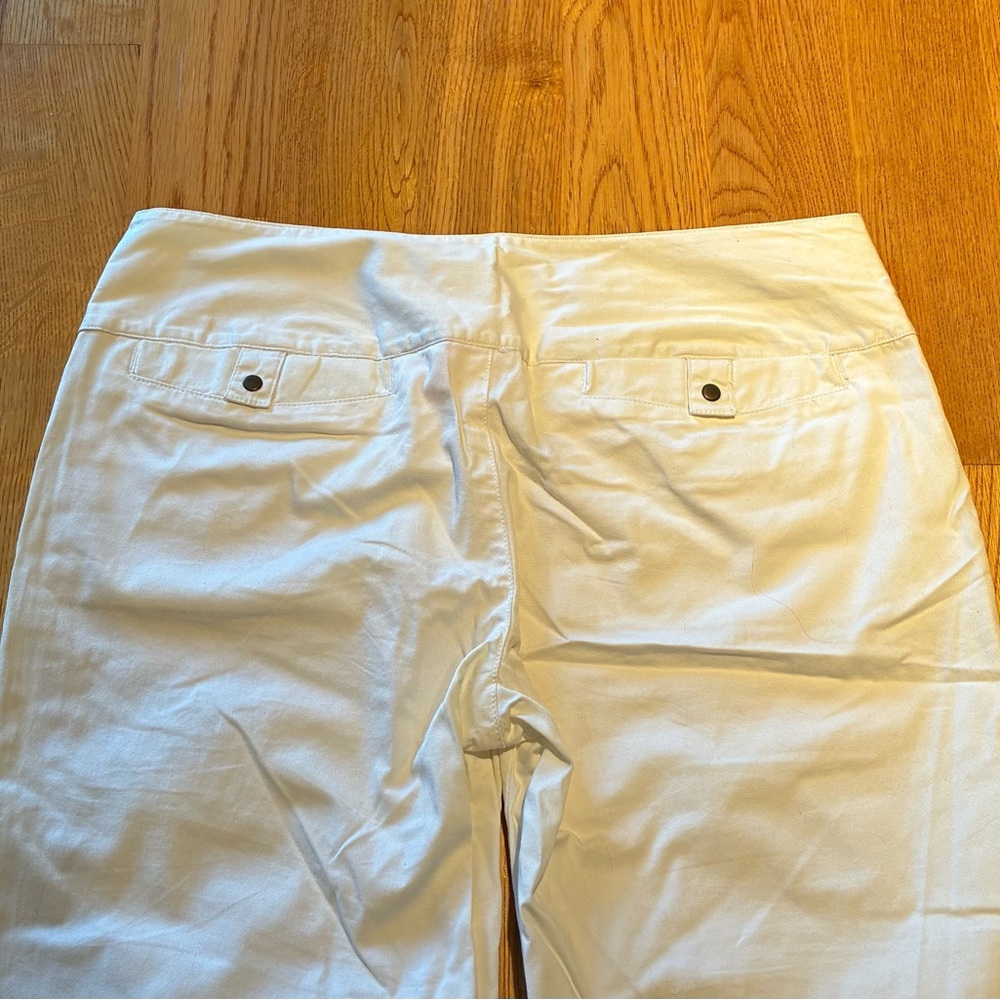 White Straight-Leg cropped pants - Picture 5 of 10